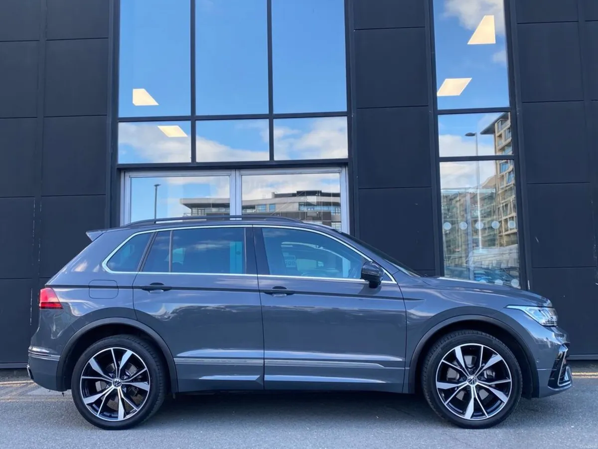 Volkswagen Tiguan R-Line Auto (PHEV) - Image 4
