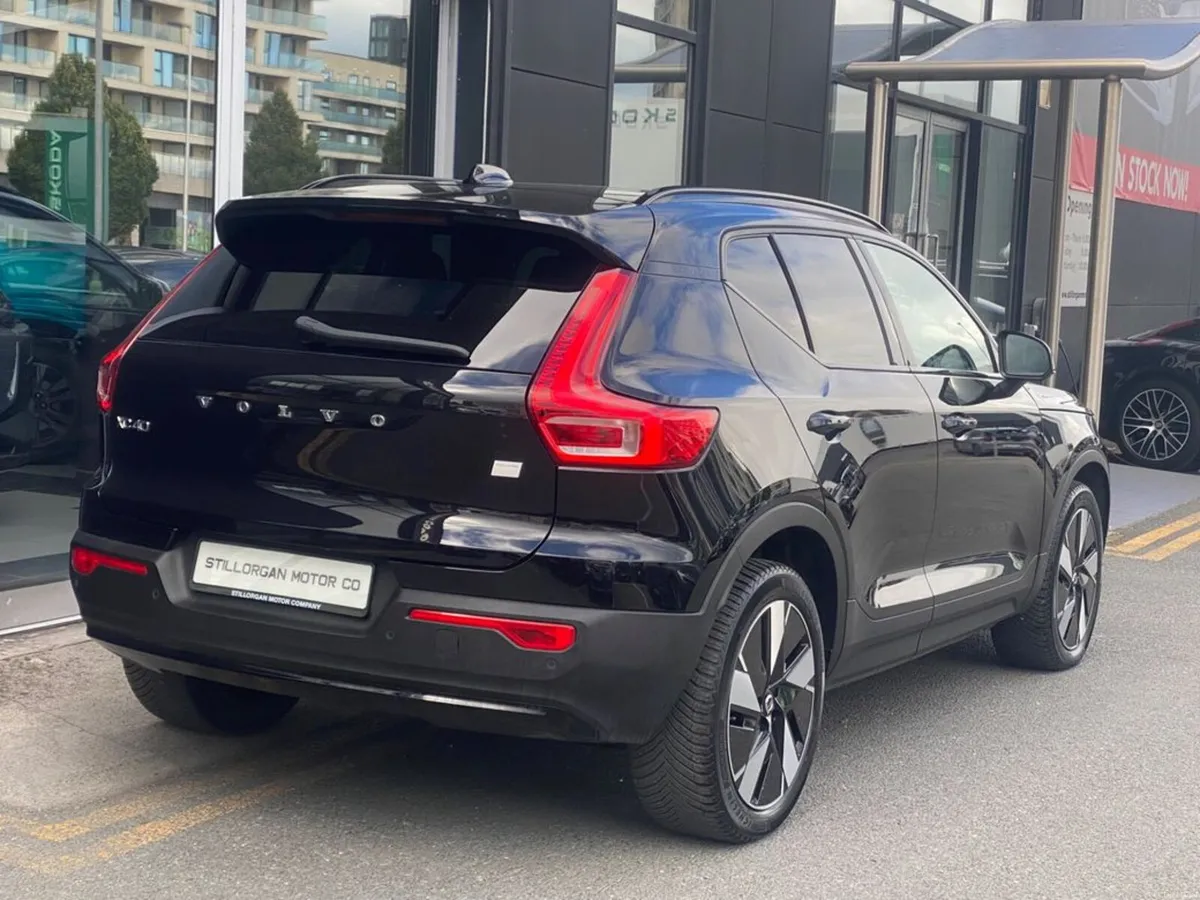 Volvo XC40 Dark Plus Recharge Auto EV - Image 5