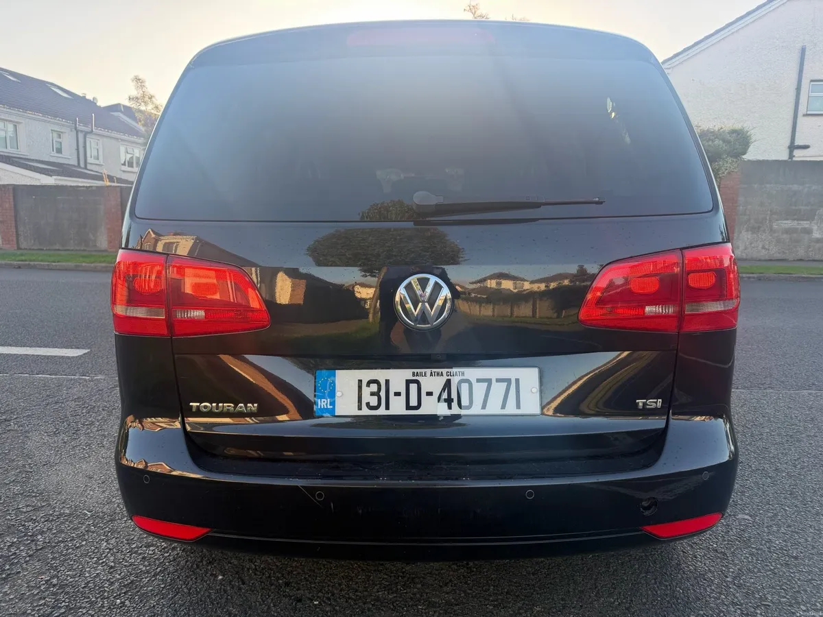 2013 Volkswagen Touran (Automatic) - Image 3
