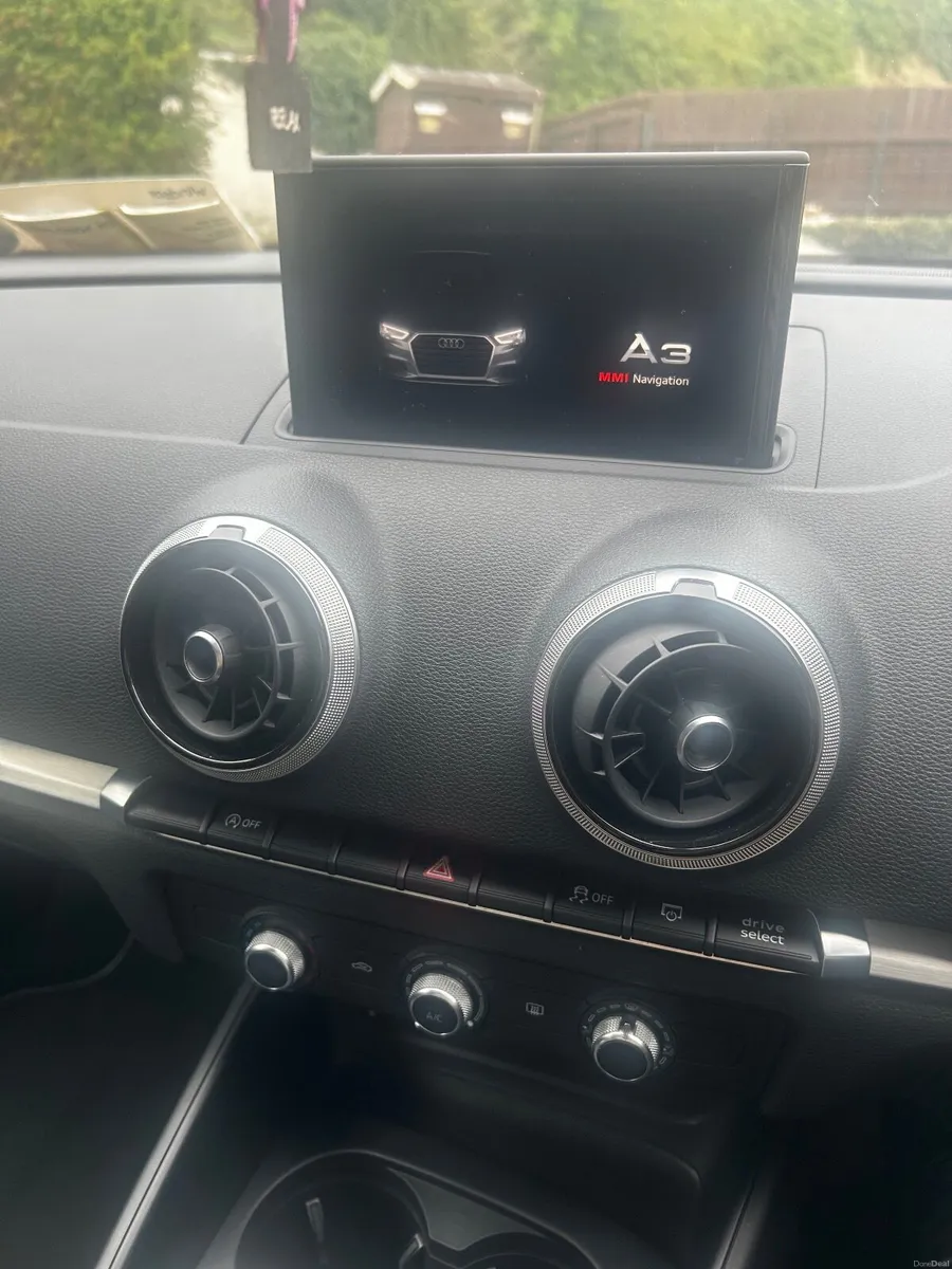 2017 Audi A3 Saloon - Image 3