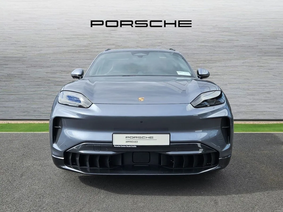 Porsche Cayenne Electric - Image 6
