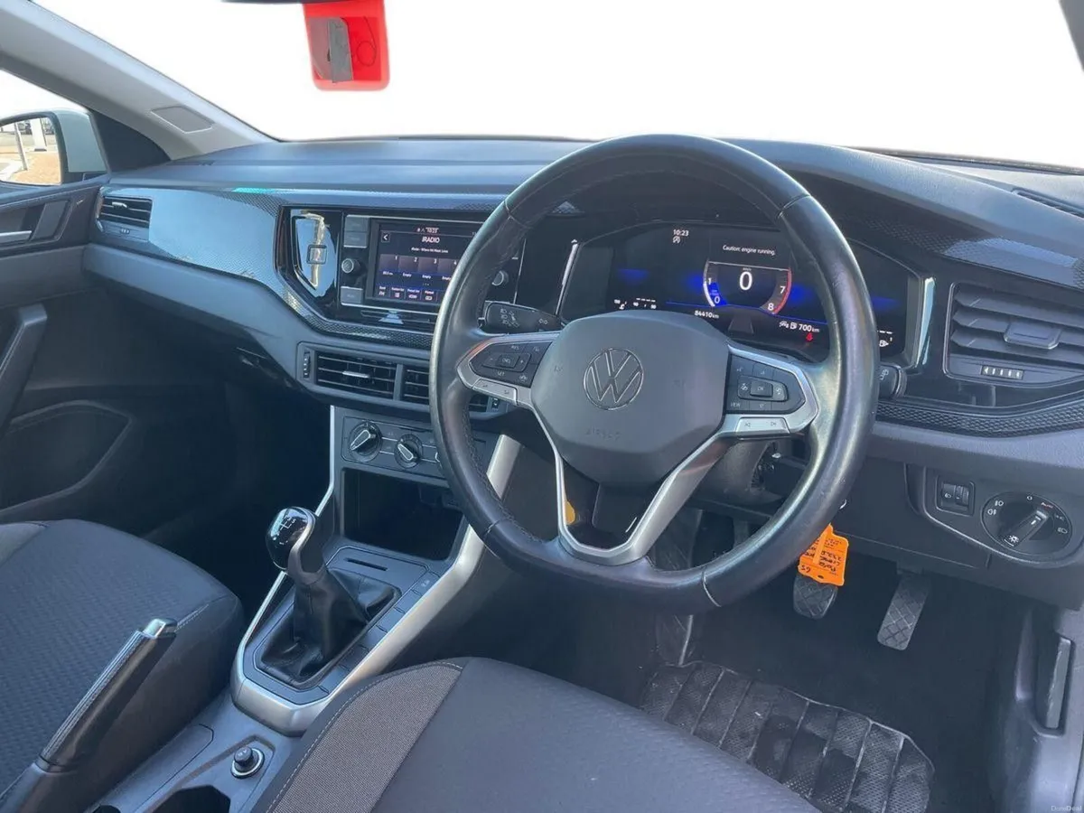 Volkswagen Polo 1.0 TSI 95HP Life - Image 5