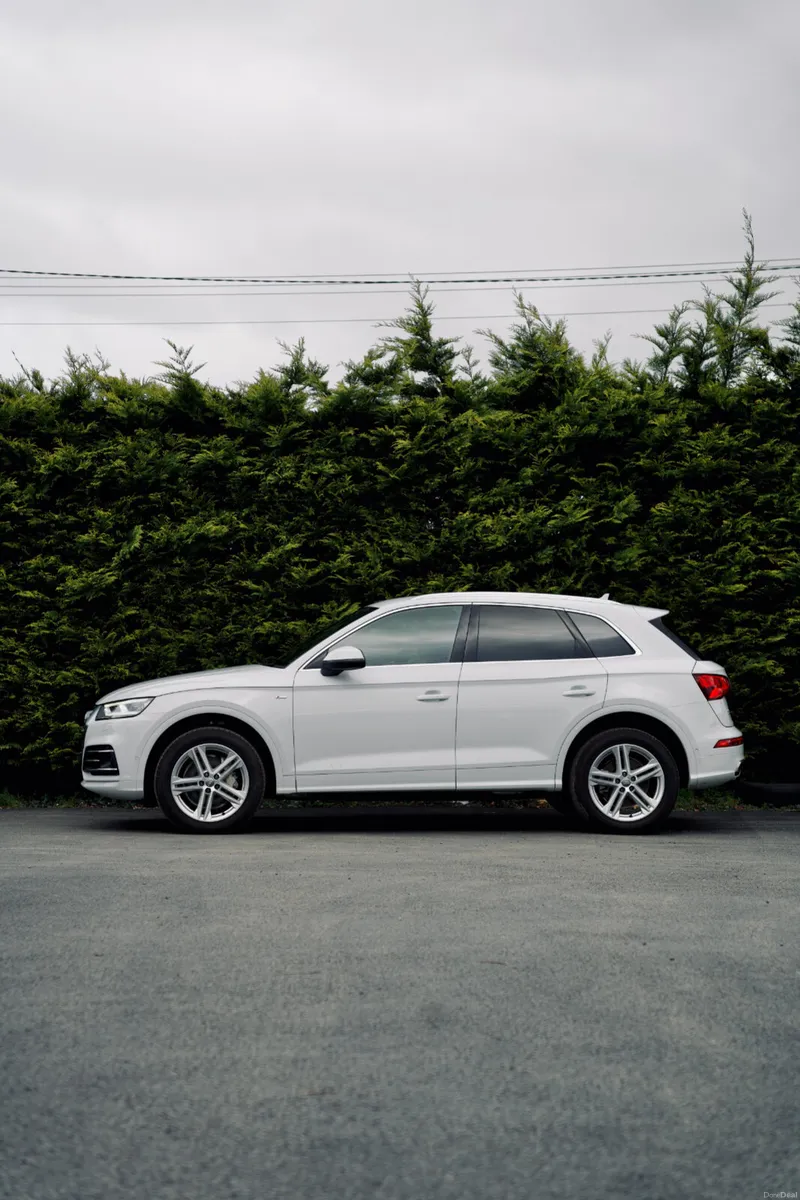 Audi Q5 2.0 TDI S-Line Quattro 2020 - Image 2