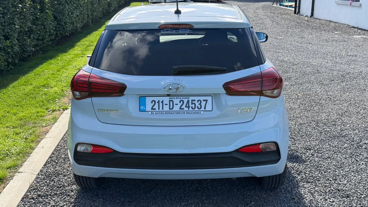 2021 Hyundai i20 1.2 Deluxe Plus - Image 4