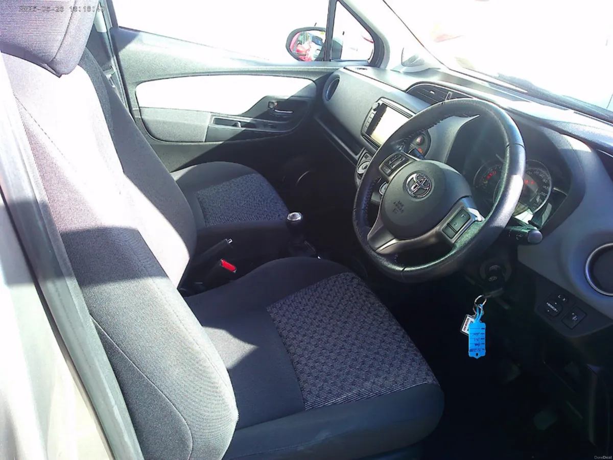 Toyota Yaris 1.0 LUNA MC 4DR - Image 6