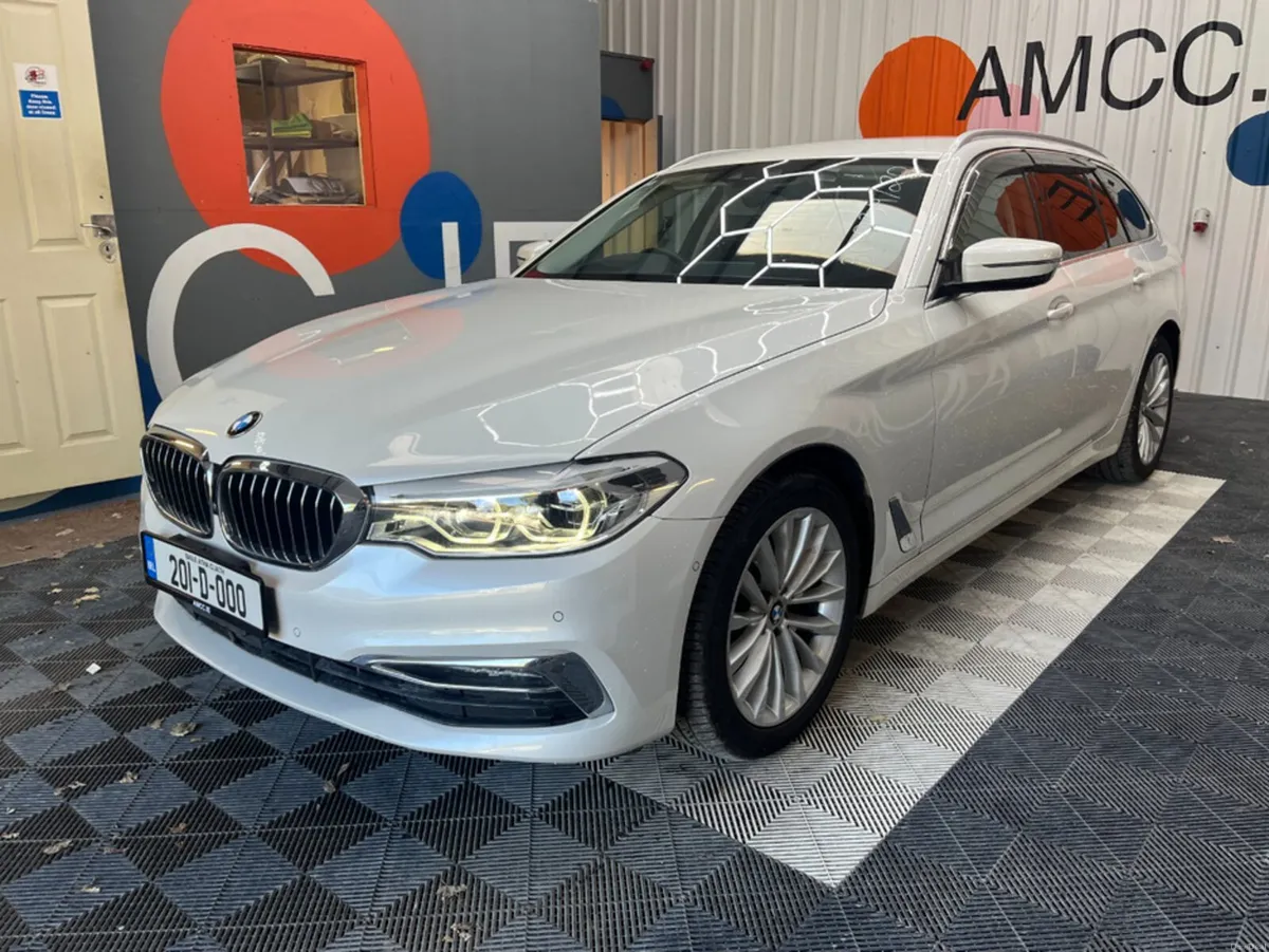 BMW 5-Series 2020 BMW 5 523d TOURING LUXURY 64K KM - Image 6