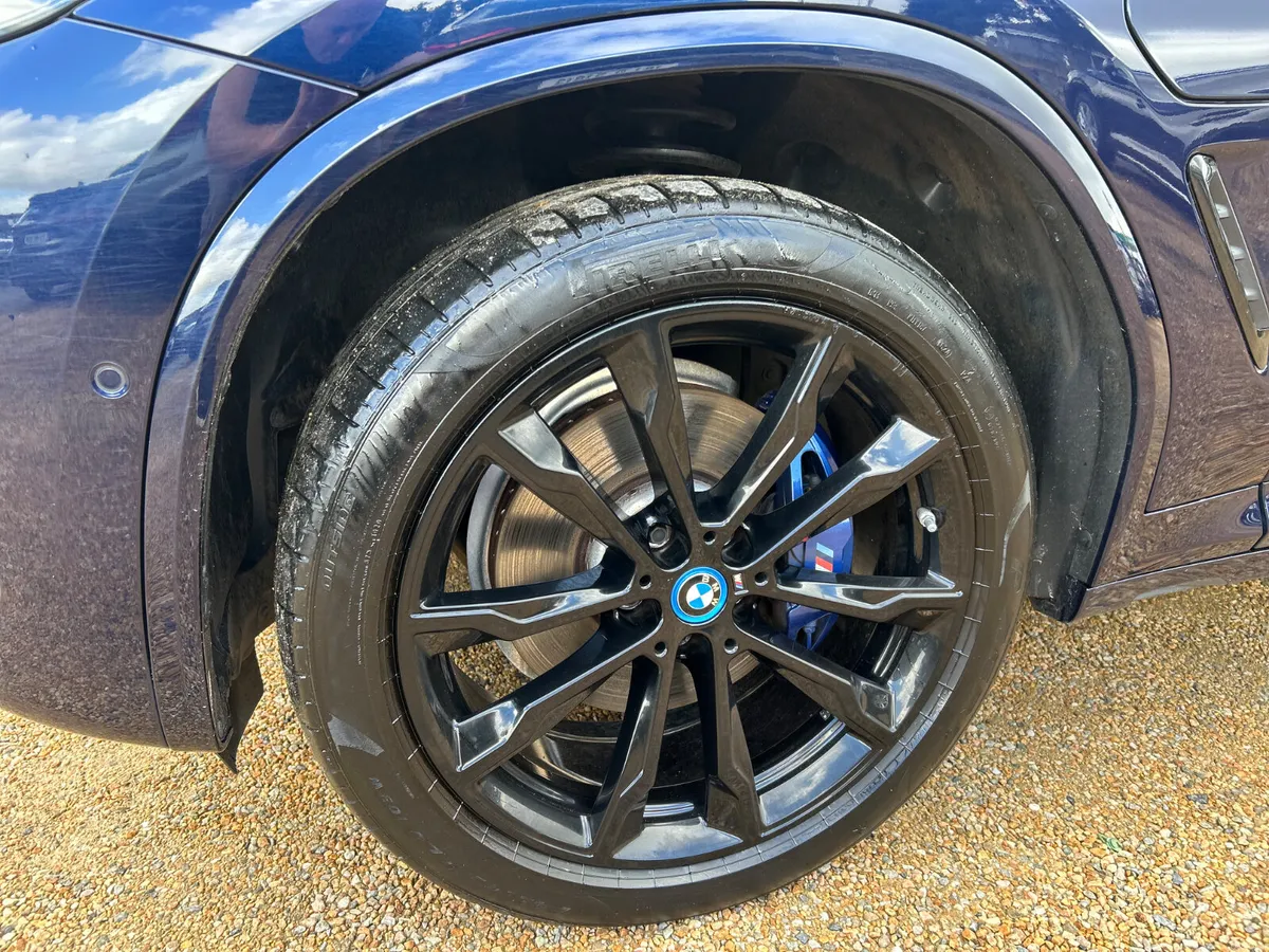 BMW X3  MSPORT PHEV - Image 4