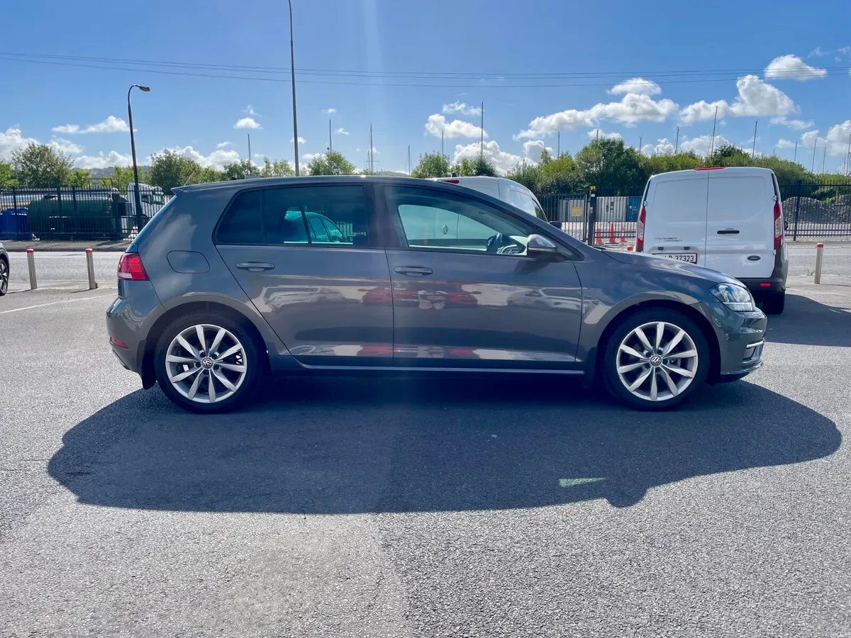 Volkswagen Golf Highline 1.0TSI - Image 2