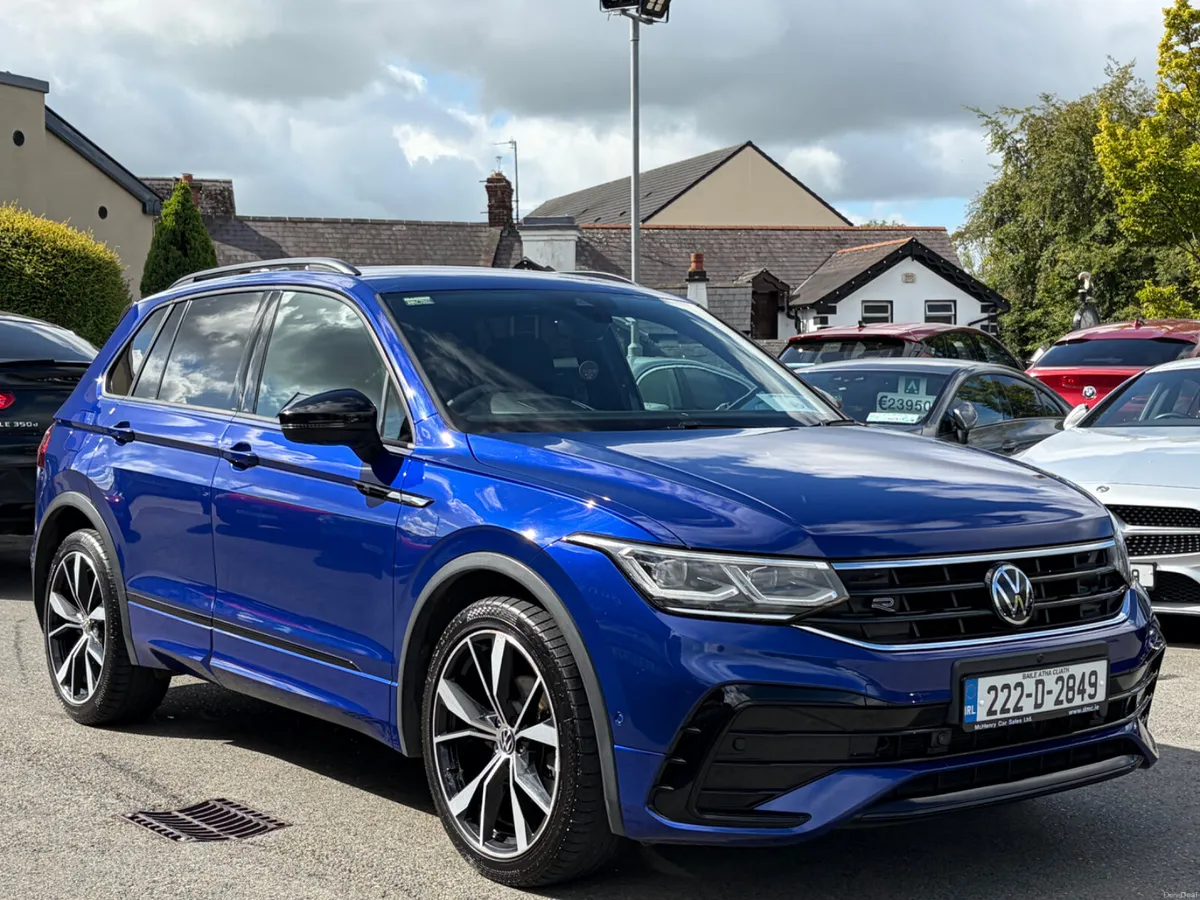 222 Volkswagen Tiguan R-Line DSG Auto * Irish Car* - Image 3