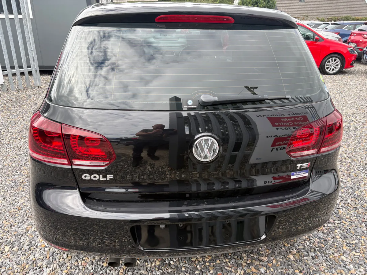 Volkswagen Golf 1.4tsi Automatic - Image 4