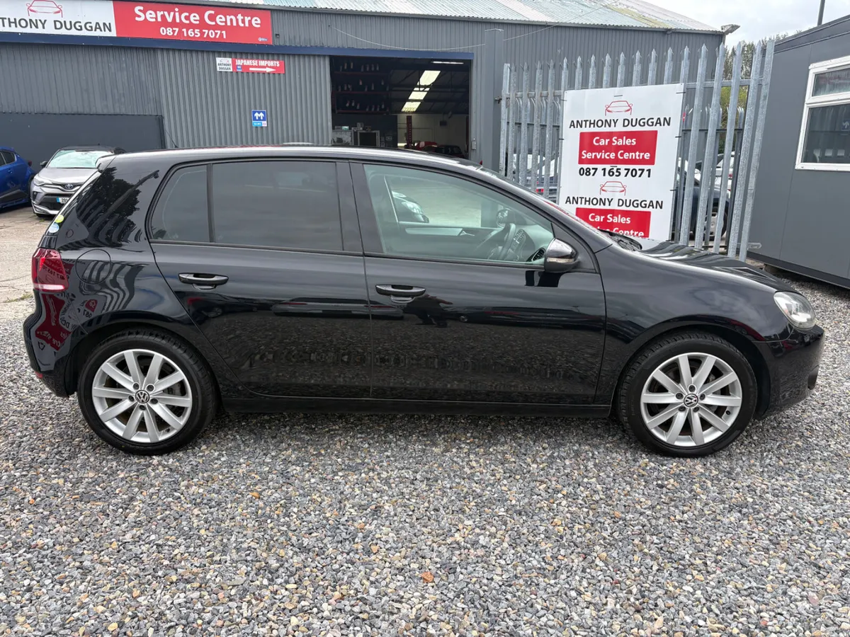 Volkswagen Golf 1.4tsi Automatic - Image 2