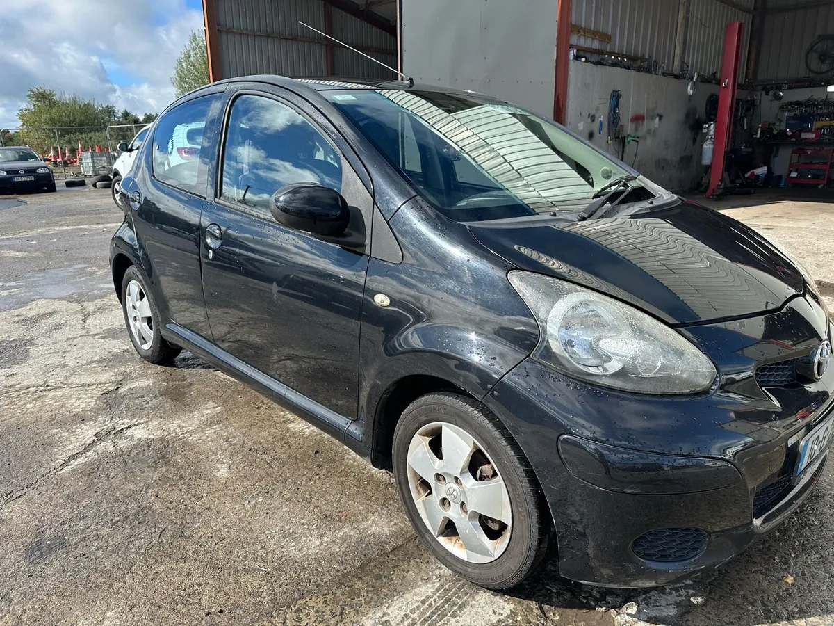 2010 Toyota aygo 1.0 petrol manual for sale - Image 2