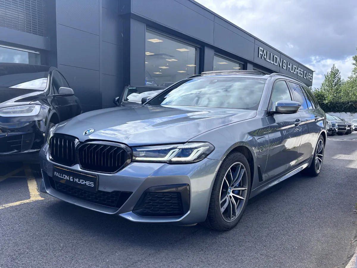 BMW 5-SERIES 530E XDRIVE M SPORT AUTO // SUNROOF - Image 6