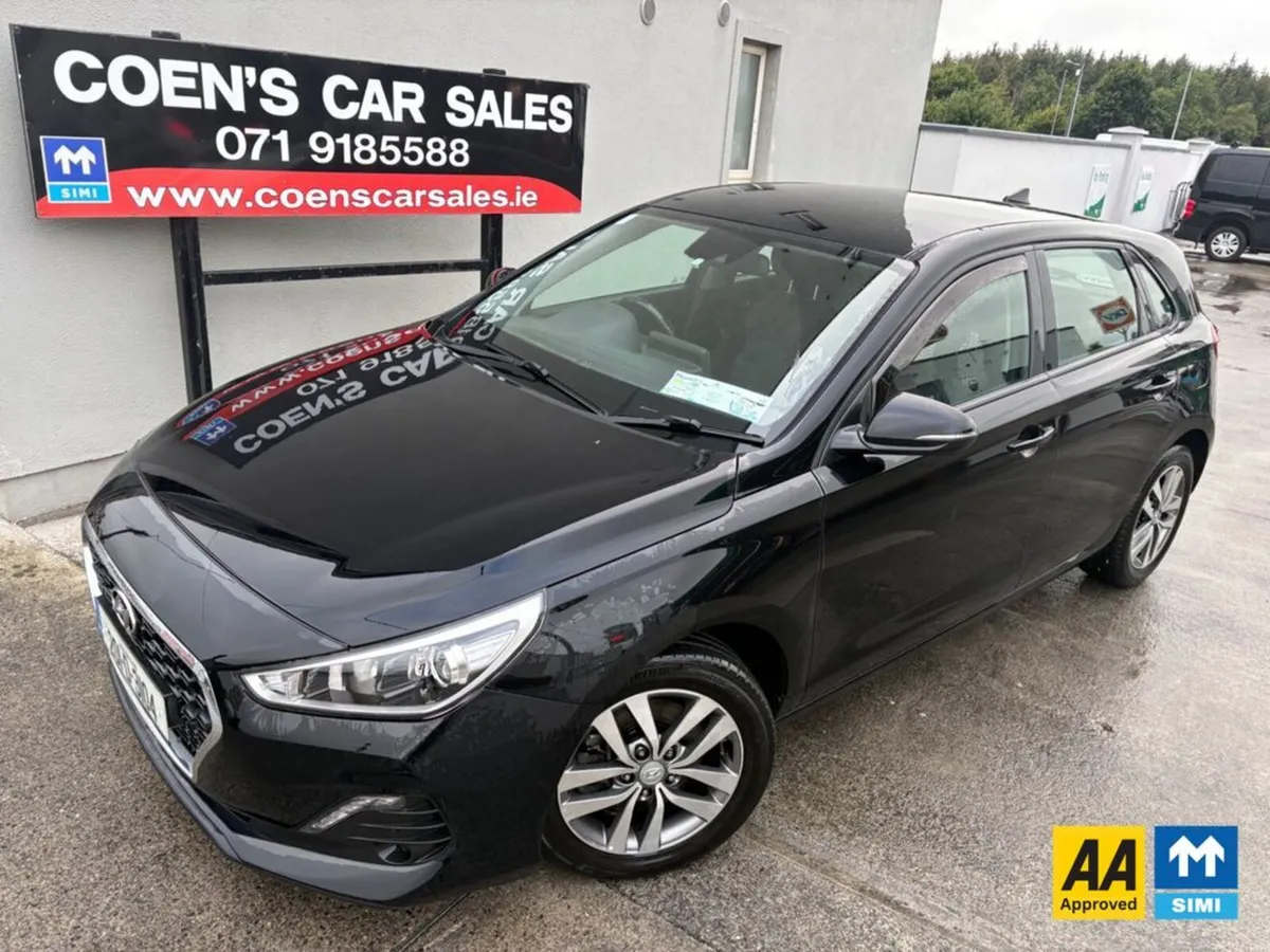 Hyundai i30 1.6 CRDi 136 Deluxe - Image 1