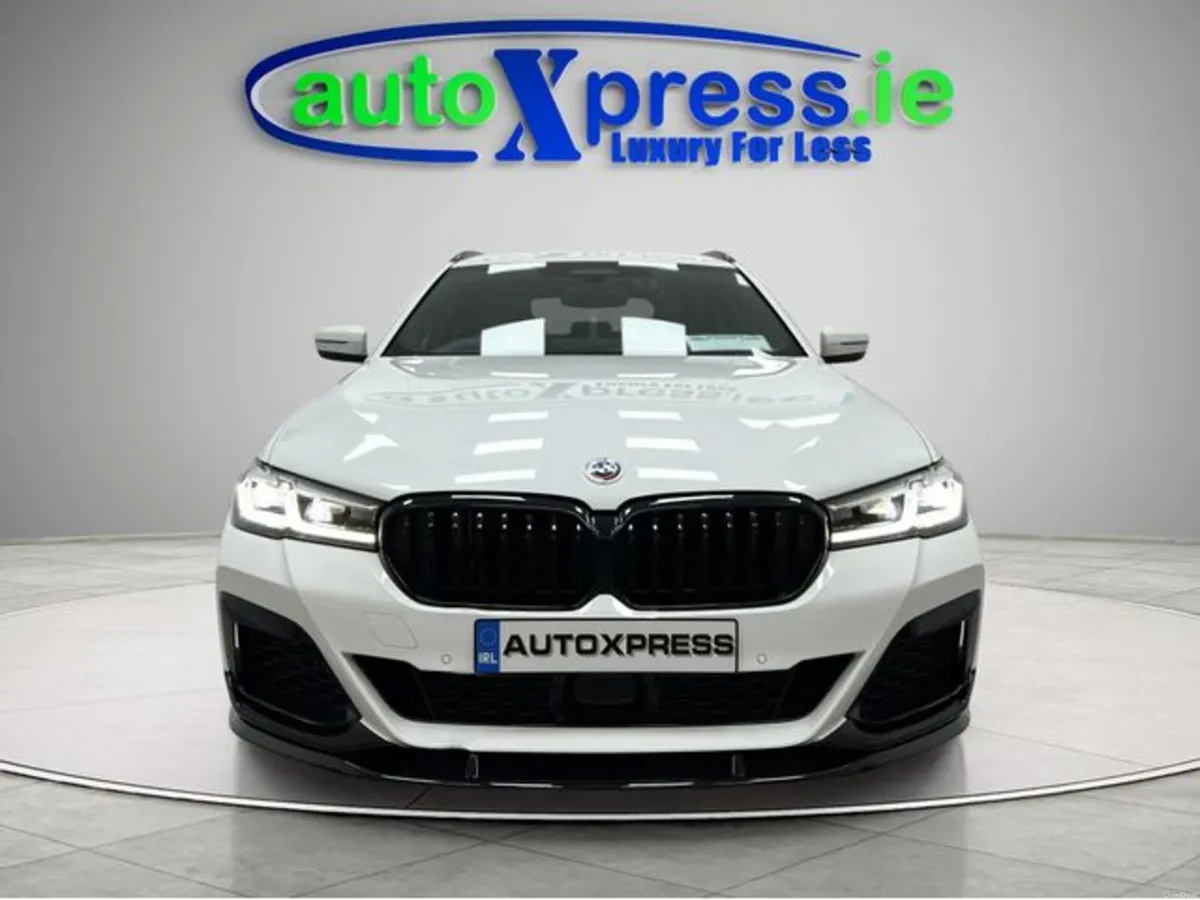 BMW 5-Series M-SPORT 523D XDRIVE TOURING - Image 3