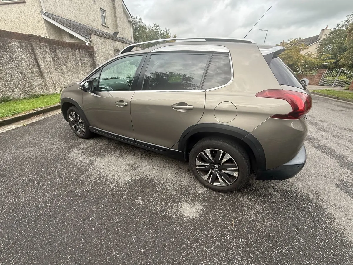 2017 Peugeot 2008 PureTech Automatic - Image 4