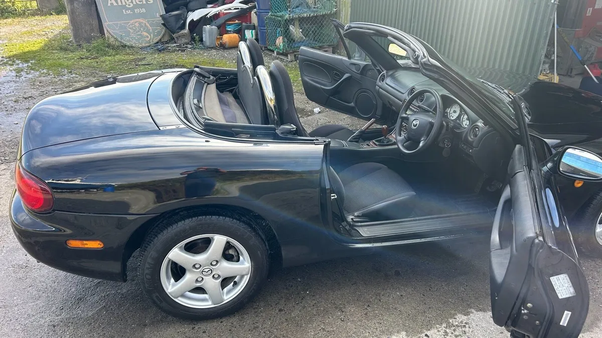 MAZDA MX-5 - Image 4