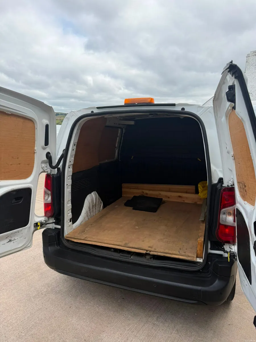 Citroen Berlingo 2020 - Image 5