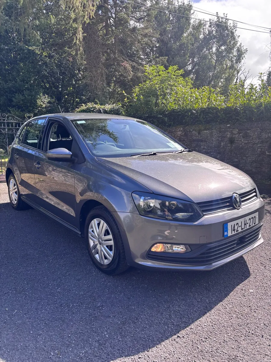 2014 Volkswagen Polo ONLY 65,000km 1.0 Petrol - Image 4