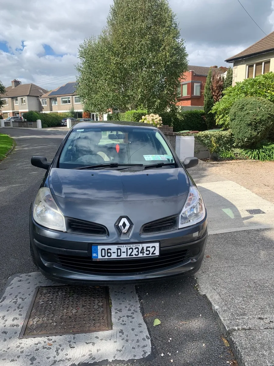 Renault Clio 2006 - Image 1