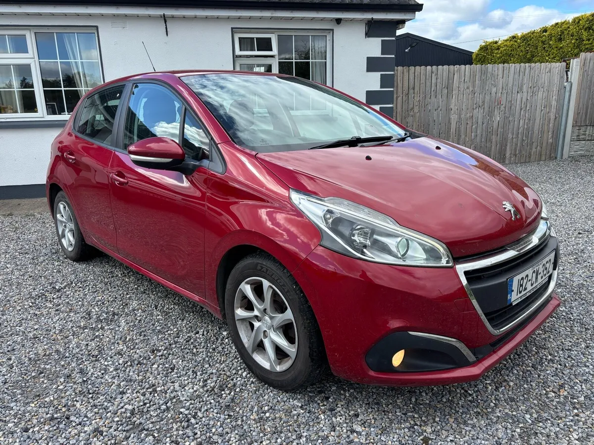 Peugeot 208 - Image 3