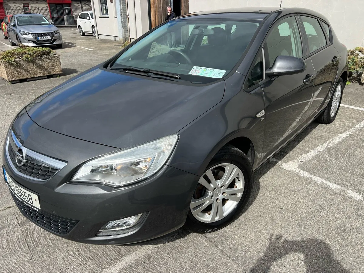 2010 Opel Astra 1.4i LOW KMS NCT 08/27 - Image 3