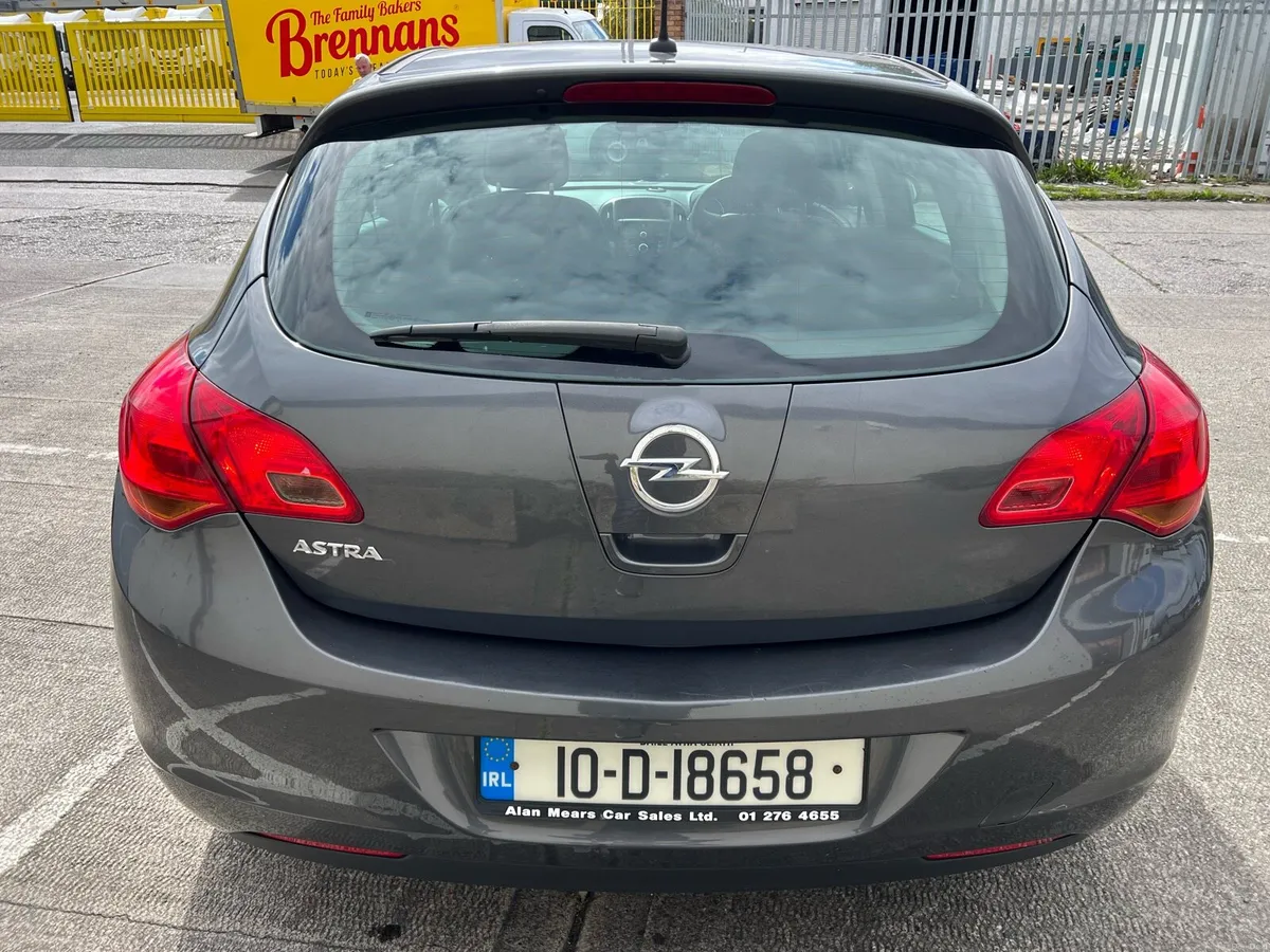 2010 Opel Astra 1.4i LOW KMS NCT 08/27 - Image 6