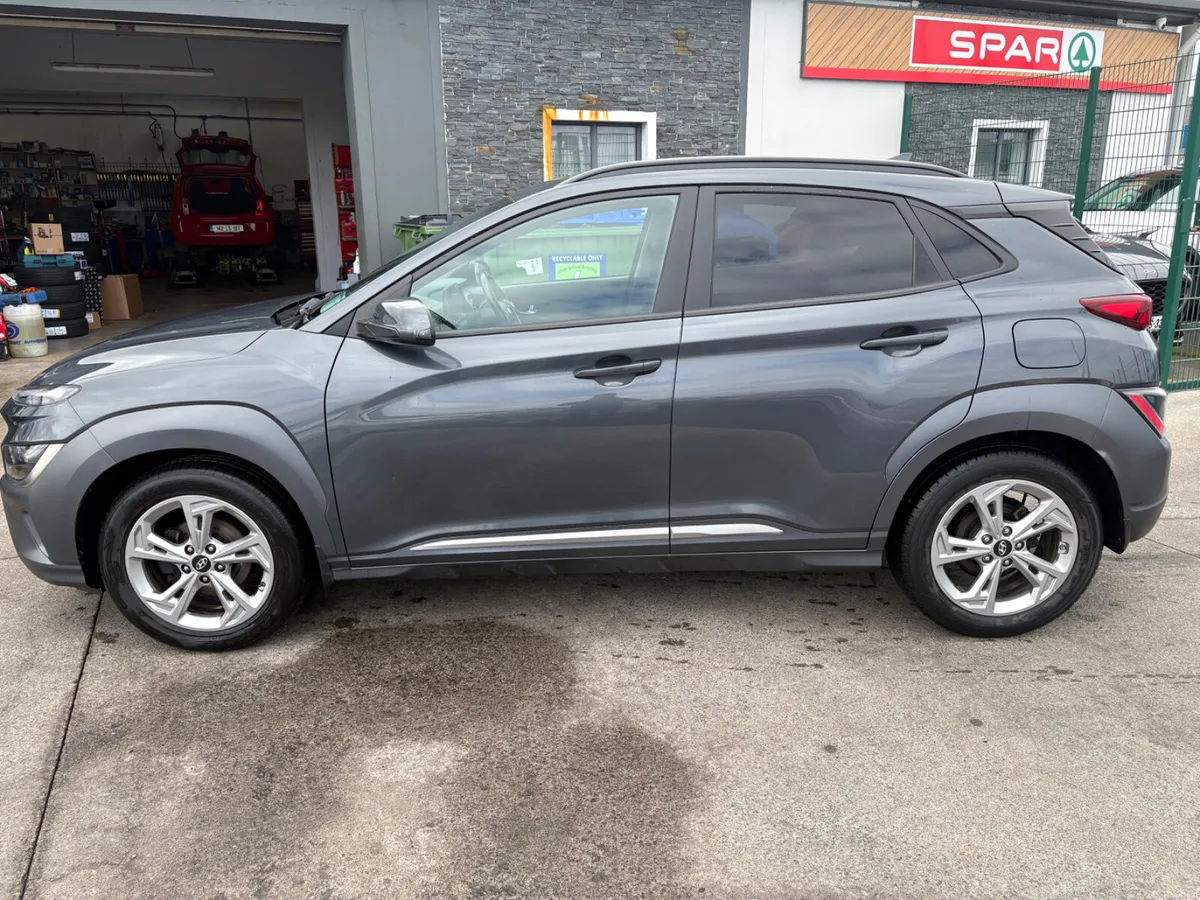 Hyundai KONA 2021 - Image 3