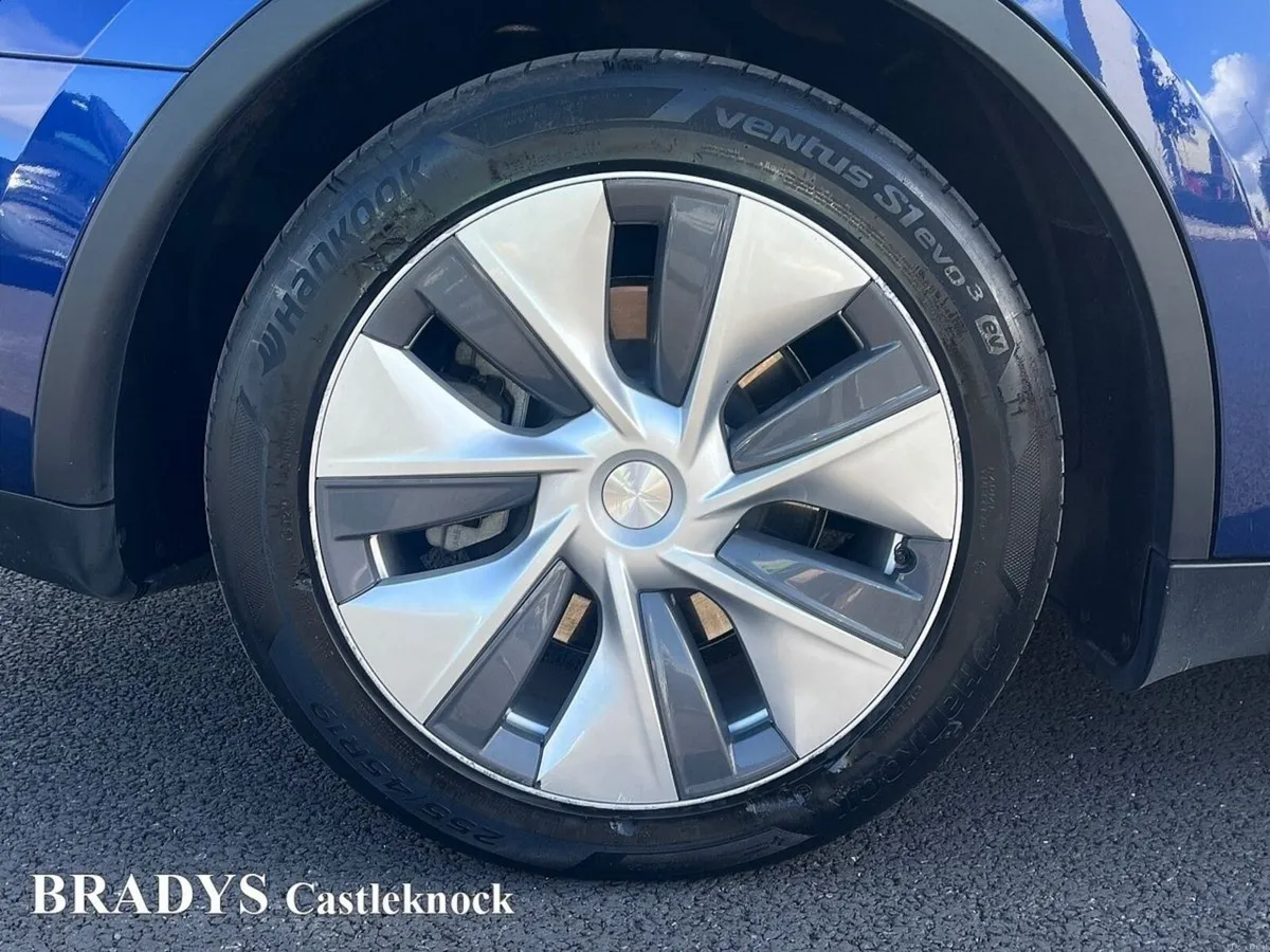 Tesla Model Y RWD - Image 5
