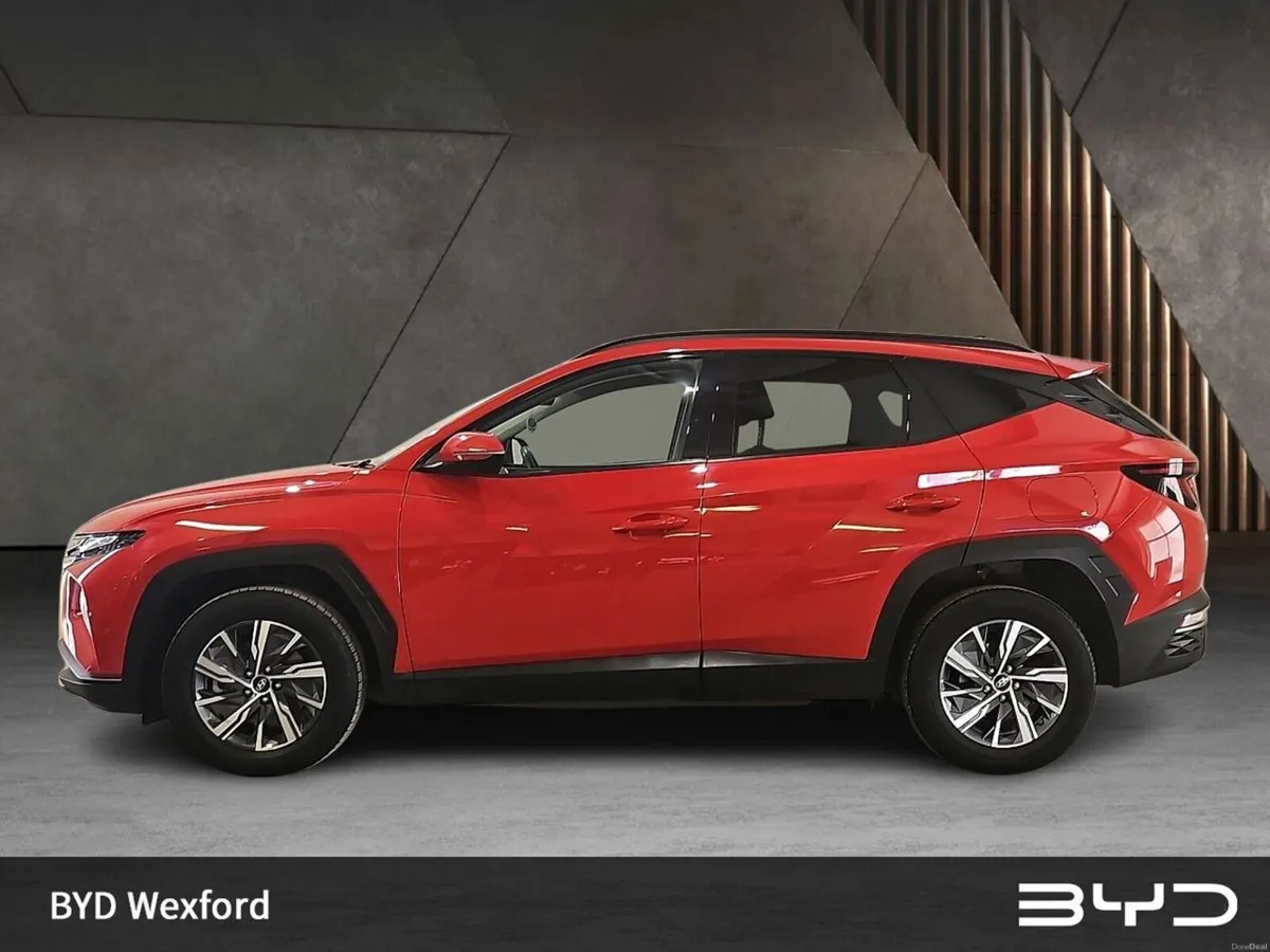 Hyundai Tucson 2WD Executive HEV Auto - Image 4