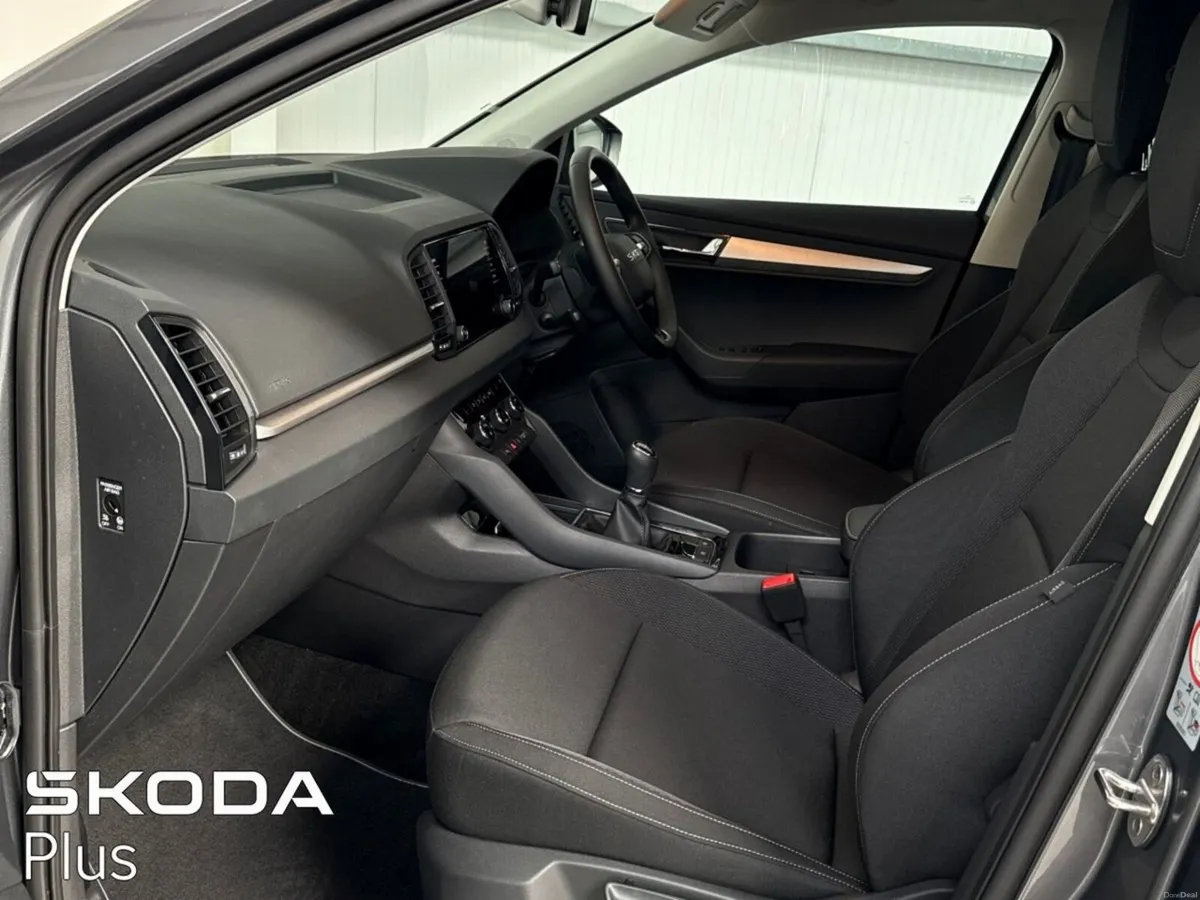 Skoda Karoq SELECTION 1.0TSI 115HP (Low finance ra - Image 4