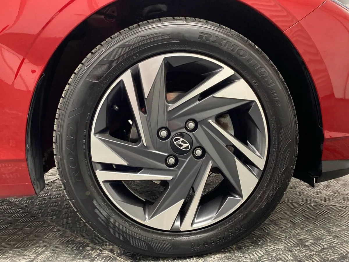 Hyundai i20 1.2 Deluxe Plus - Image 5