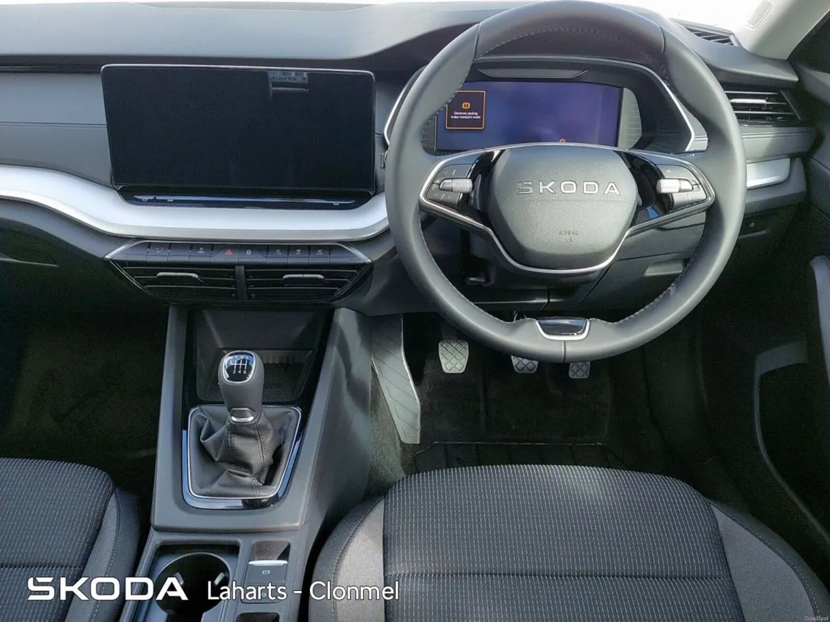 Skoda Octavia SELECTION 1.5TSI 115HP - Image 2
