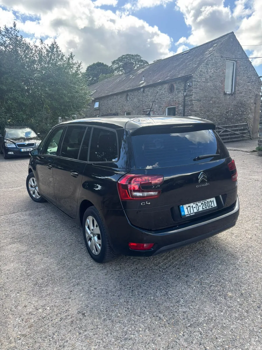 Tax and tested Citroen Picasso 7 seater - Image 3