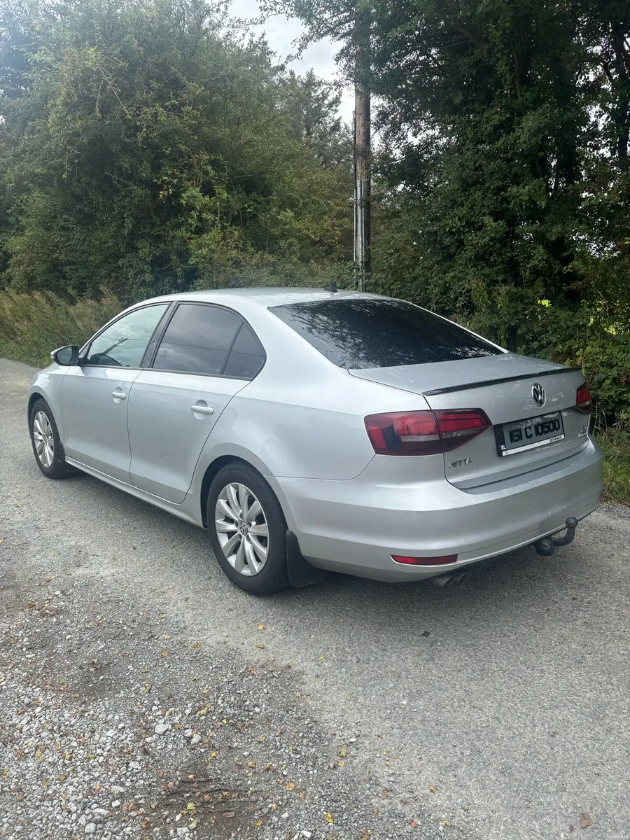 Voleswagen Jetta - Image 5