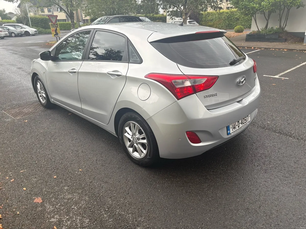 2014 hyundai i30 1.6crdi nct & tax 02/27 - Image 5
