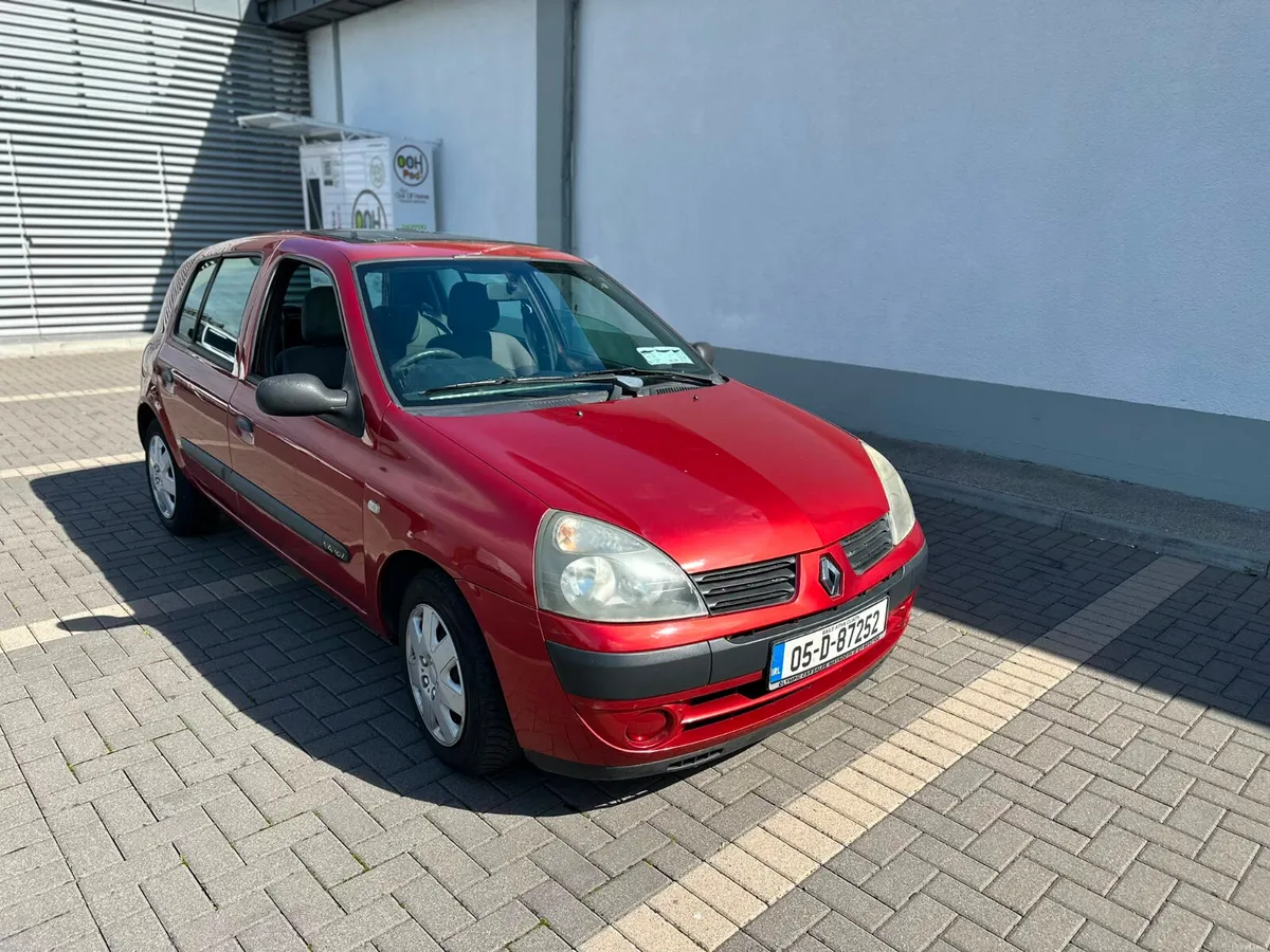Renault Clio automatic - Image 2