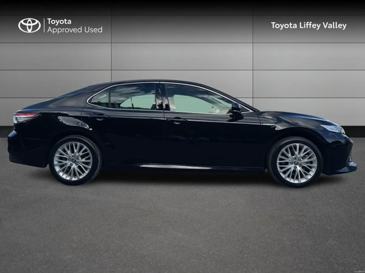 Toyota Camry CAMRY HYBRID PLATINUM - Image 3