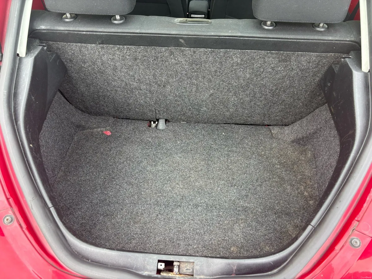 2009 Volkswagen Beetle 1.4 Petrol - Image 5