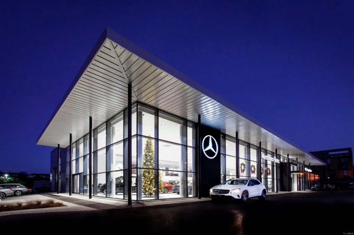 Mercedes-Benz E-Class E200 AMG Line MHEV - Image 6