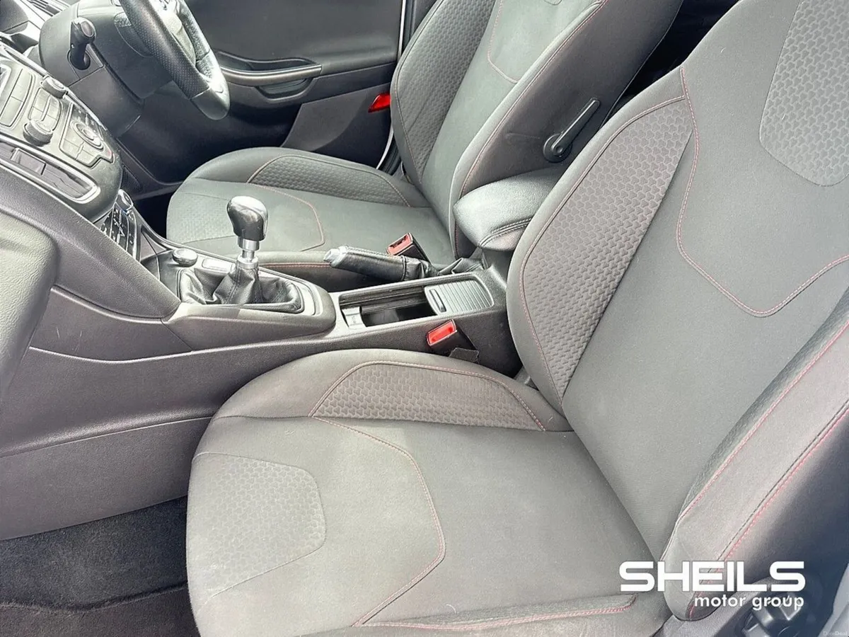 Ford Focus 1.0 Petrol ST-Line - Image 5