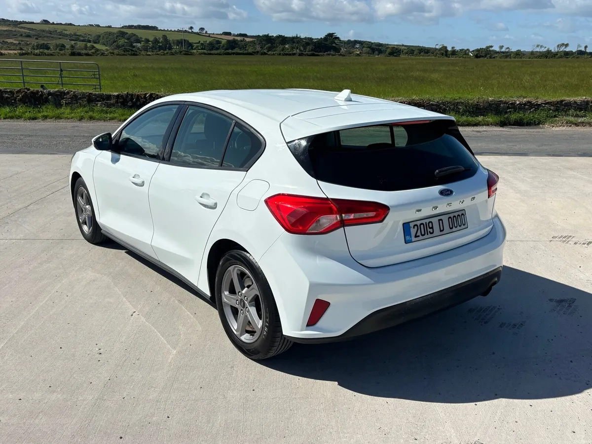 2019 Ford focus 1.0 petrol style model - Image 3