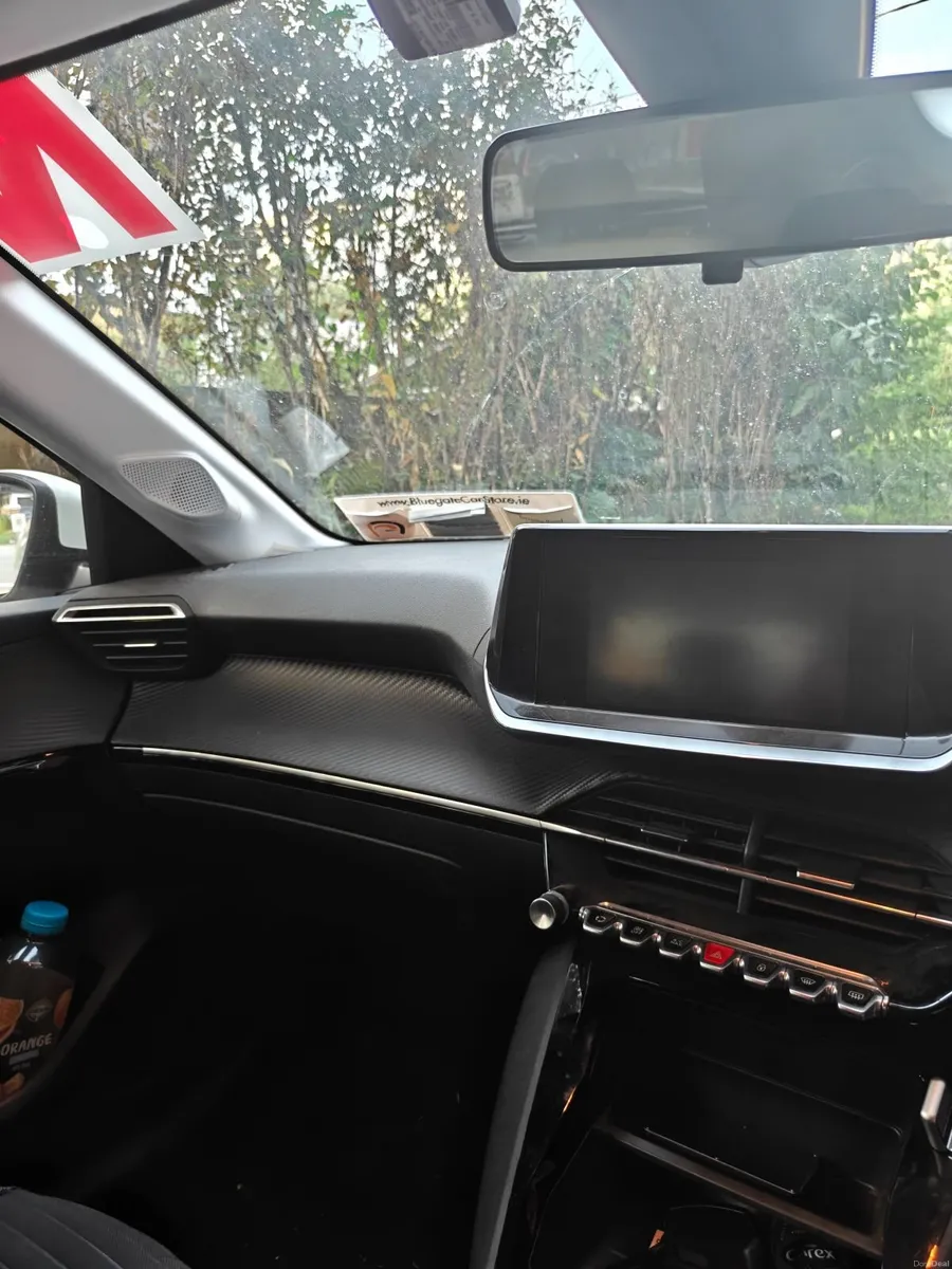 Peugeot 208 2020 - Image 6