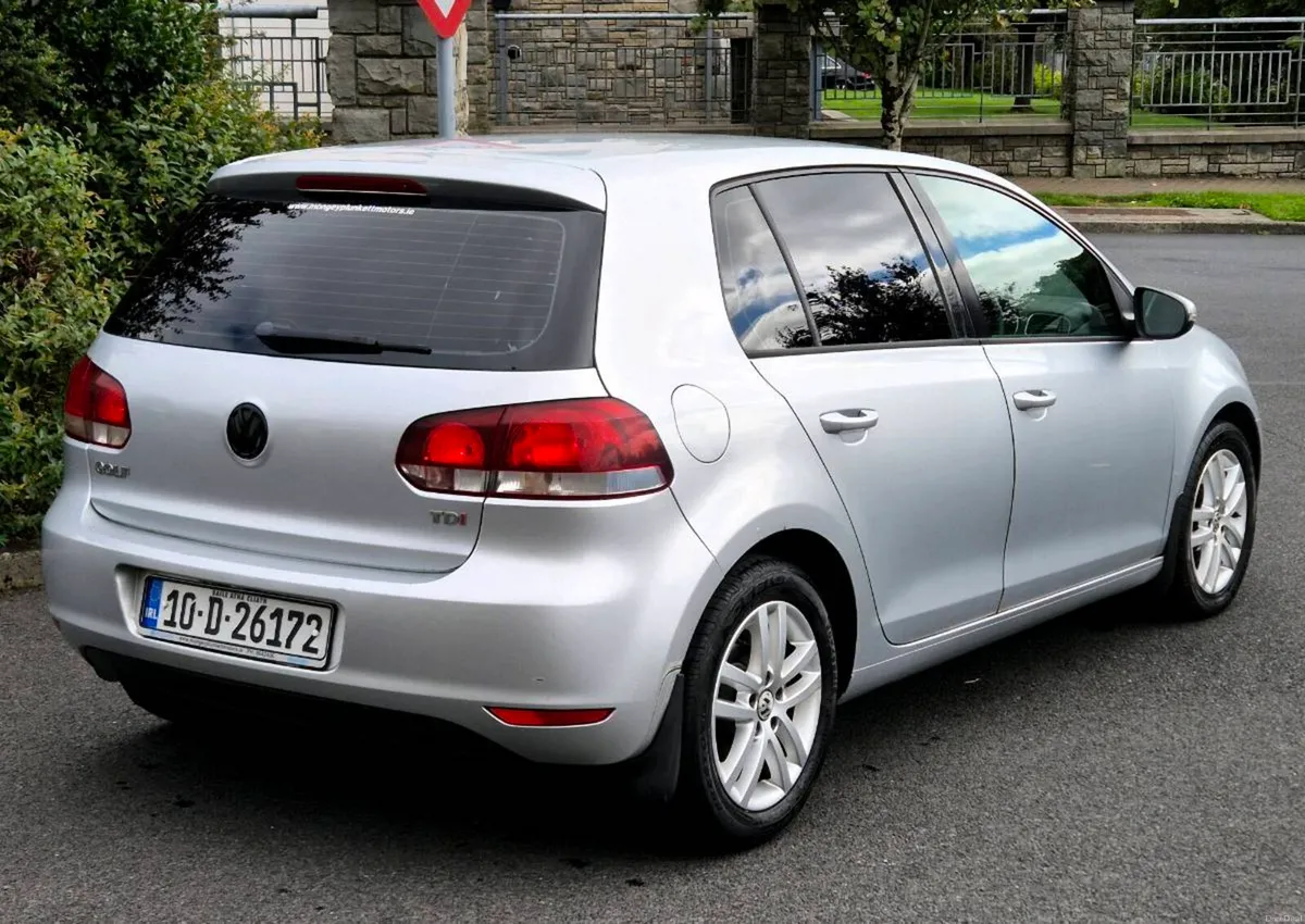 2010 Volkswagen Golf Highline - Image 4