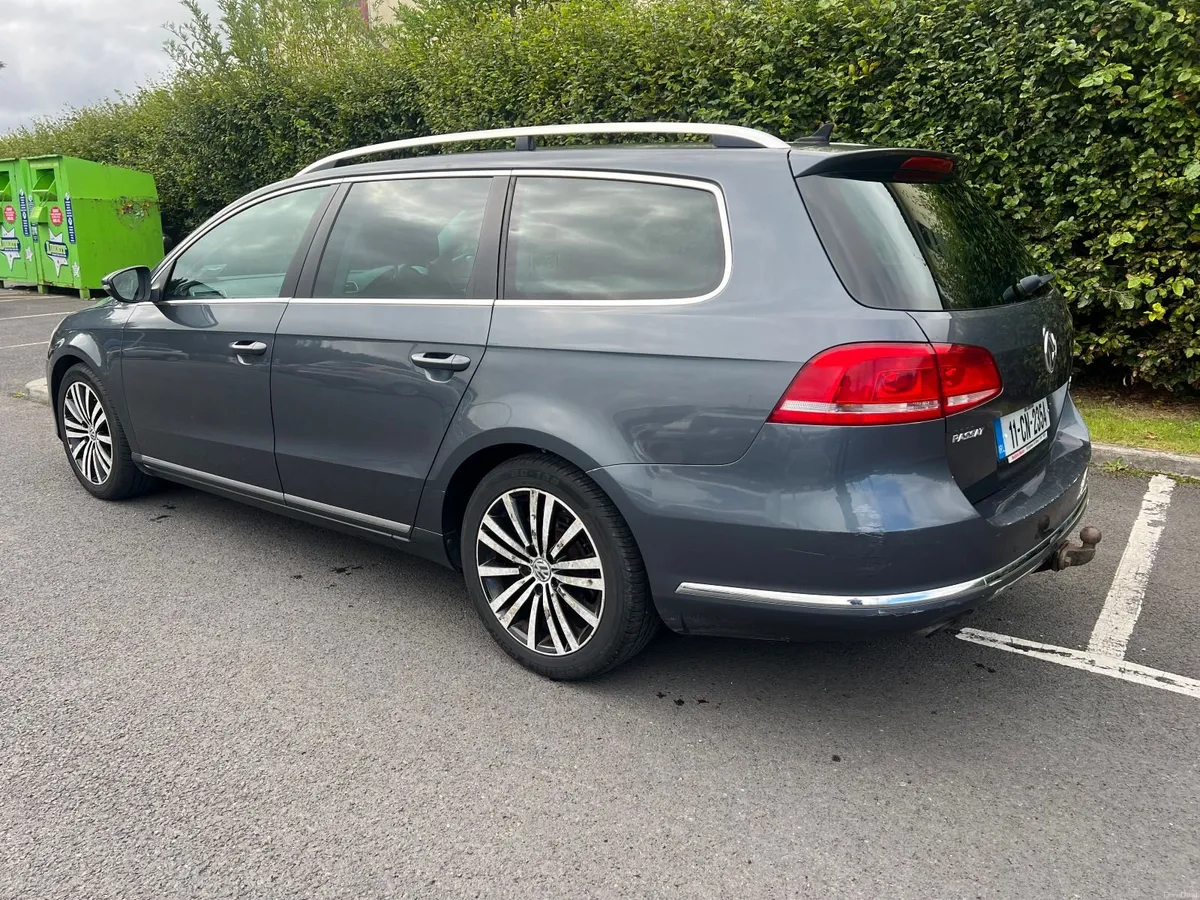 VW Passat estate 2.0l Diesel Bluemotion NCT Aug27 - Image 3