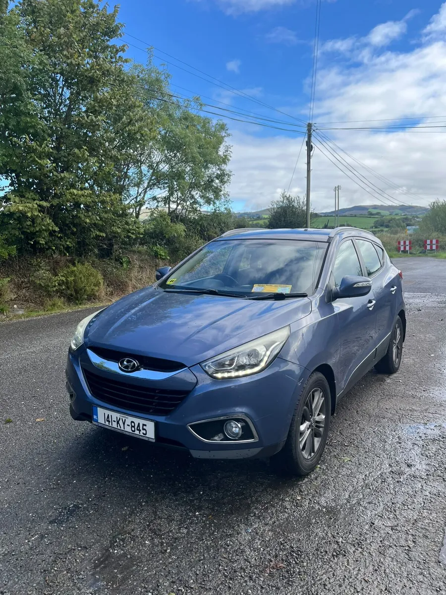 Hyundai ix35 automatic - Image 1