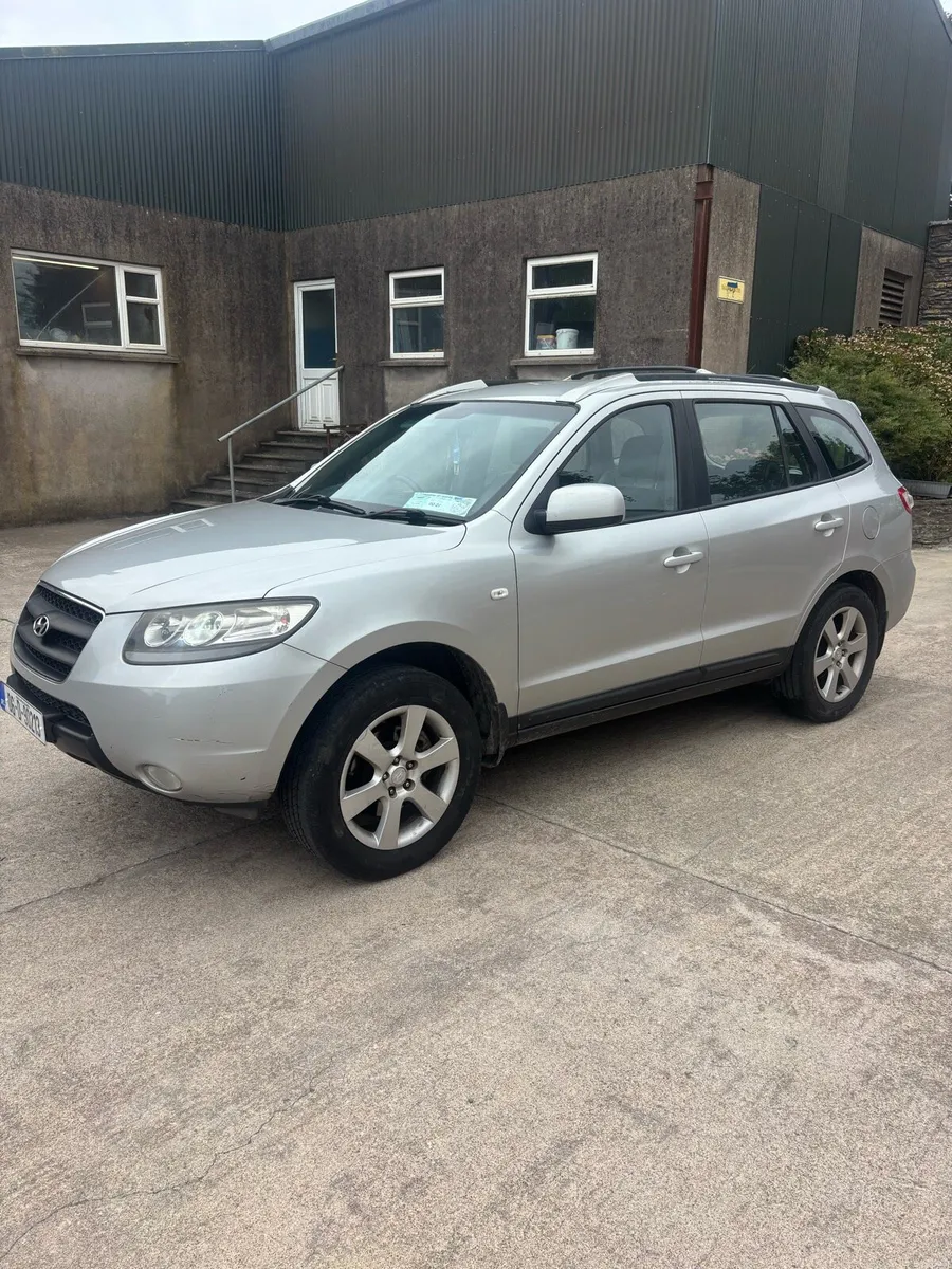 Hyundai Santa Fe - Image 3