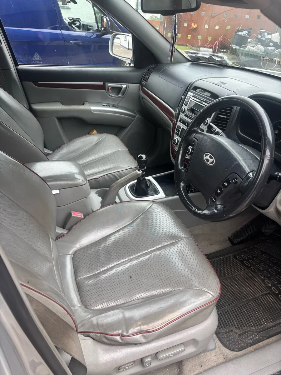 Hyundai Santa Fe - Image 5
