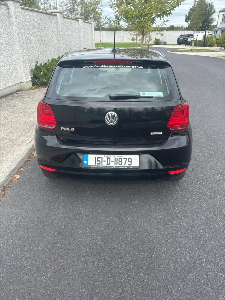 Volkswagen Polo 2015 - Image 2