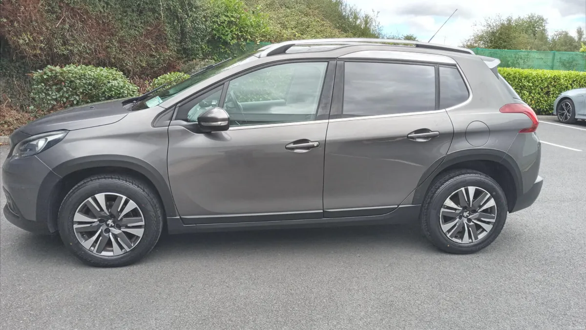 Peugeot 2008 / 2017 / 1.6 Diesel / Manual / NCT - Image 5